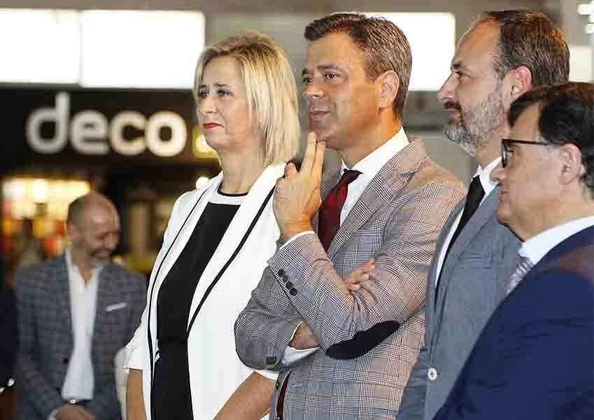 Verdú recibe el XI premio anual de AREMA